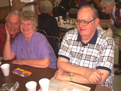 antioch_senior_center_103101_10.JPG 34.5K